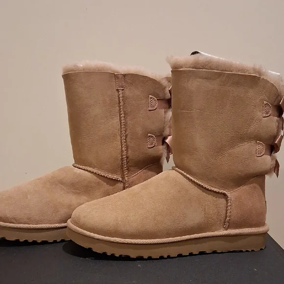 UGG Women's Bailey Bow II with Fawn Boots - Tan - Picture 5 of 9